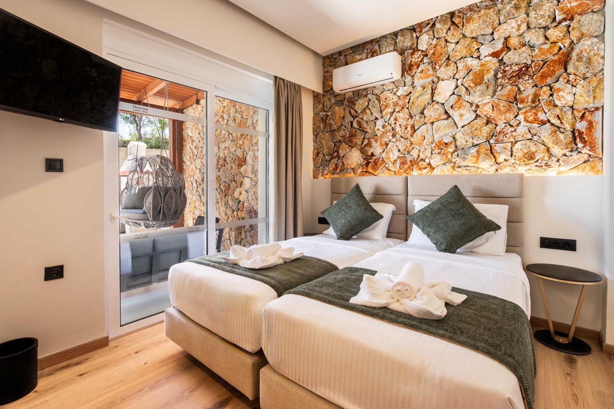 Venezia Luxury Living Villas, Faliraki Exterior foto